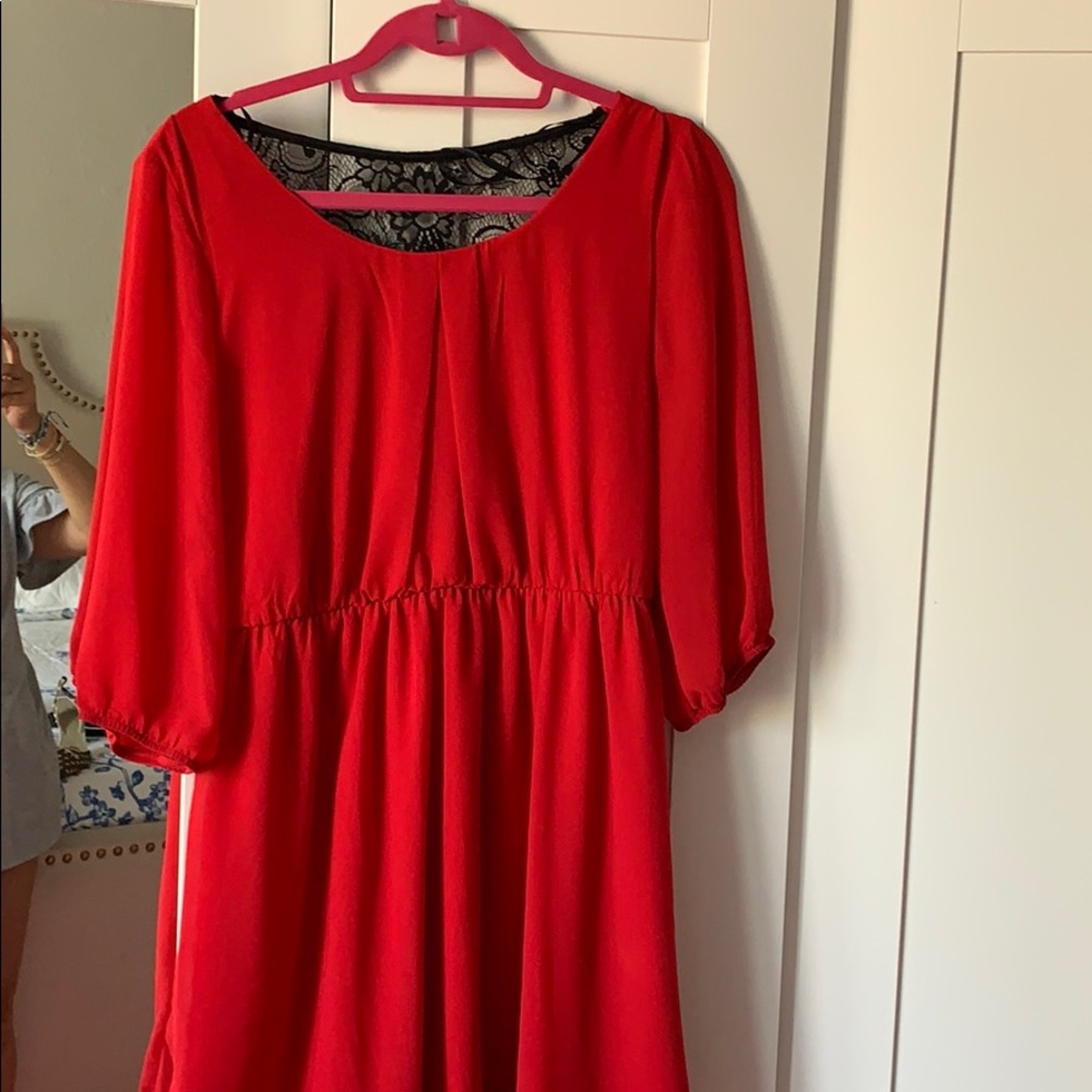 Very nice red and black lace dress💃🏼💃🏼💃🏼